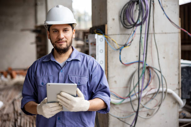 Best Local Electrician Companies  in West Branch, IA
